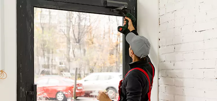 Comprehensive Door Closer Services in Cloverleaf, TX