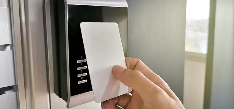 Advanced RFID Technology Integration in Cloverleaf, TX